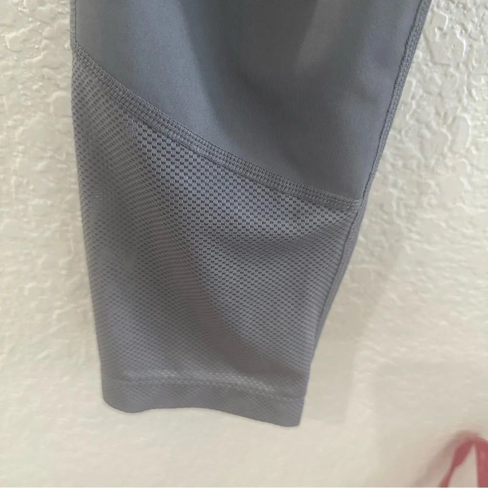Nike Gray Workout Leggings Dry Fit XS